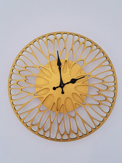 Wanduhr im edlen und modernen Design